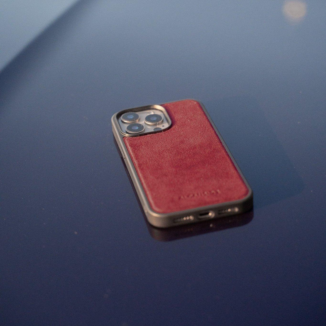 iPhone 16 Pro - Alcantara Back Cover - Wine Red